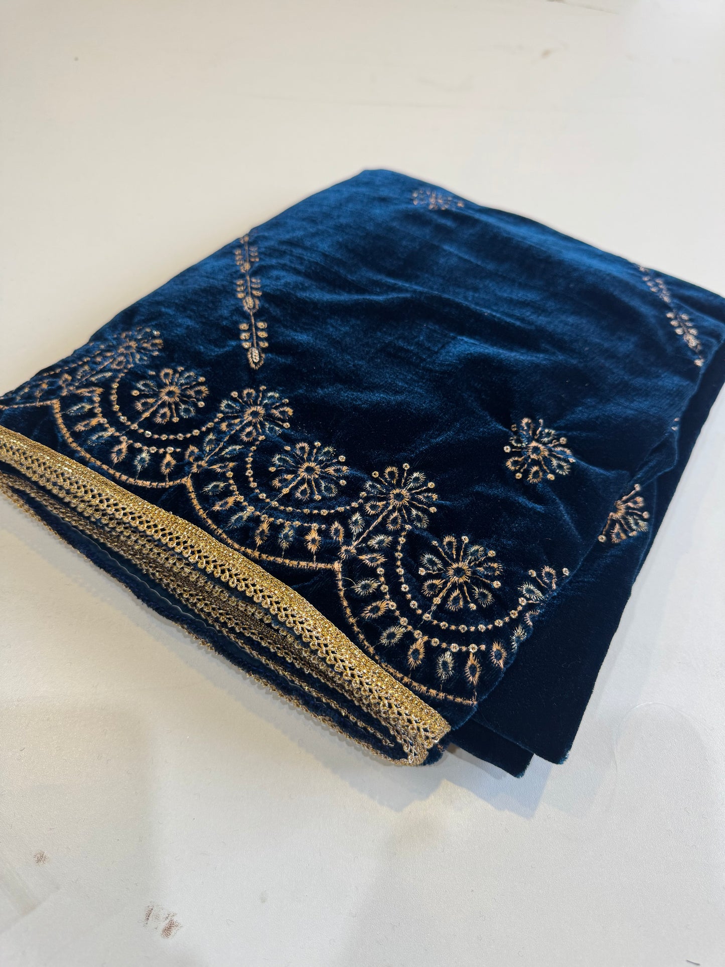 MAKHMAL BY TATA FABRICS | EMBROIDED | 4-SIDE EMBROIDED SHAWL #007